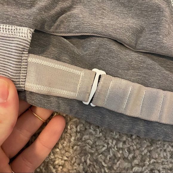 Reversible Lululemon Bra - Picture 4 of 5